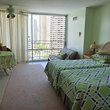 Waikiki Studio At Ilikai Marina - Great Apartment By The Beach Honolulu Room photo