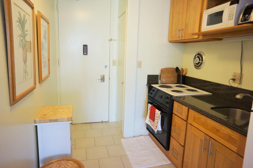 Waikiki Studio At Ilikai Marina - Great Apartment By The Beach Honolulu Room photo